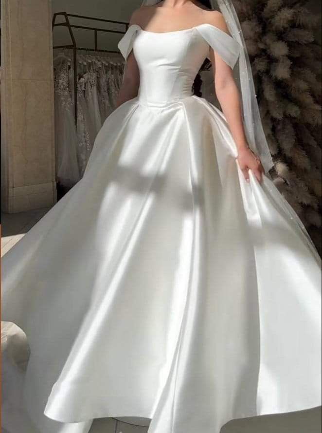 Vintage wedding dress Off the shoulders for women Satin lace-up bridal dress Custom made     fg6129