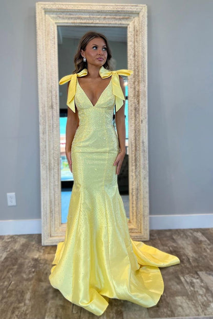 edgynewlook Chic Yellow Satin Spaghtti Strap Sleeveless Mermaid Bow Prom Dress with Beadings