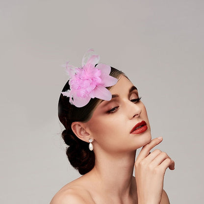 Vintage Elegant Tulle / Feathers Hats / Headwear with Floral / Beading