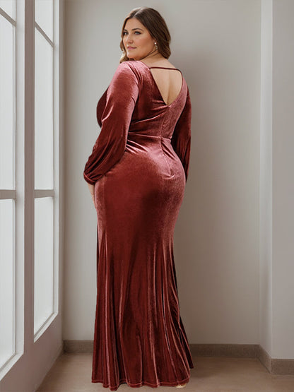 A-Line/Princess V-Neck Long Sleeves Floor-Length Plus Size Velvet Mother of the Bride Dresses with Ruffles