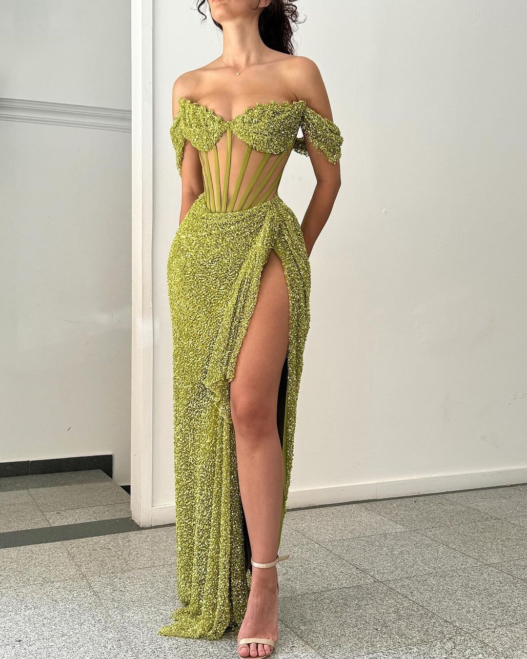 Exquisite Green Off-The-Shoulder Prom Dress With Thigh-High Split  ZT0159