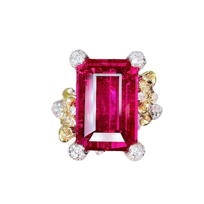 Luxurious Delicate Fuchsia Vintage Rhinestone Ring