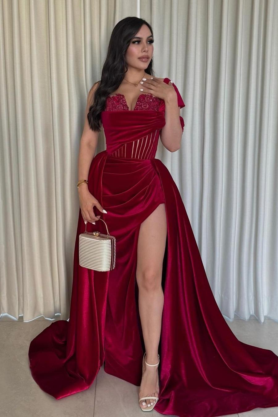 edgynewlook Glamorous Red Velvet One Shoulder Sleeveless Long Pleated Prom Dress with Split