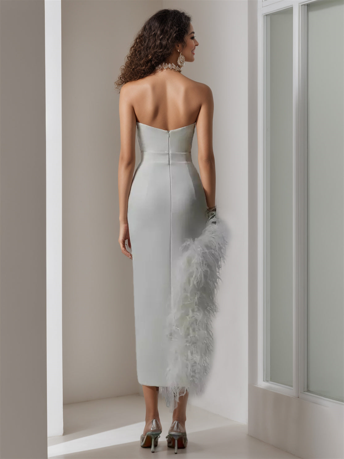 Sheath/Column Off-the-Shoulder Sleeveless Asymmetrical Wedding Dress With Pure Color