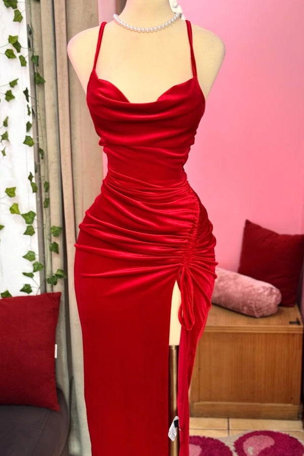 edgynewlook Red Velvet Spaghetti-Straps Short Homecoming Dress Sleeveless with Split