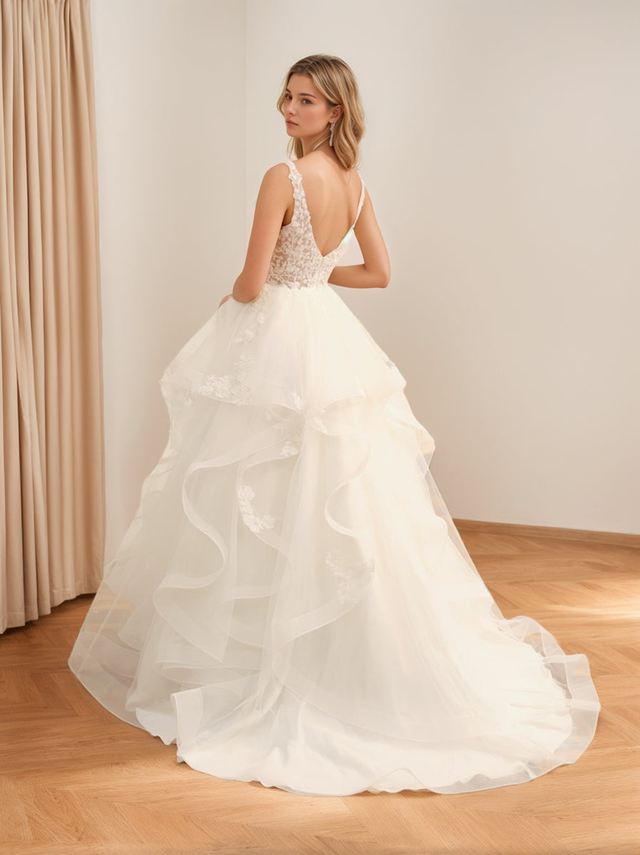 Ball Gown V-Neck Sleeveless Ivory Tulle Wedding Dresses with Lace Appliques