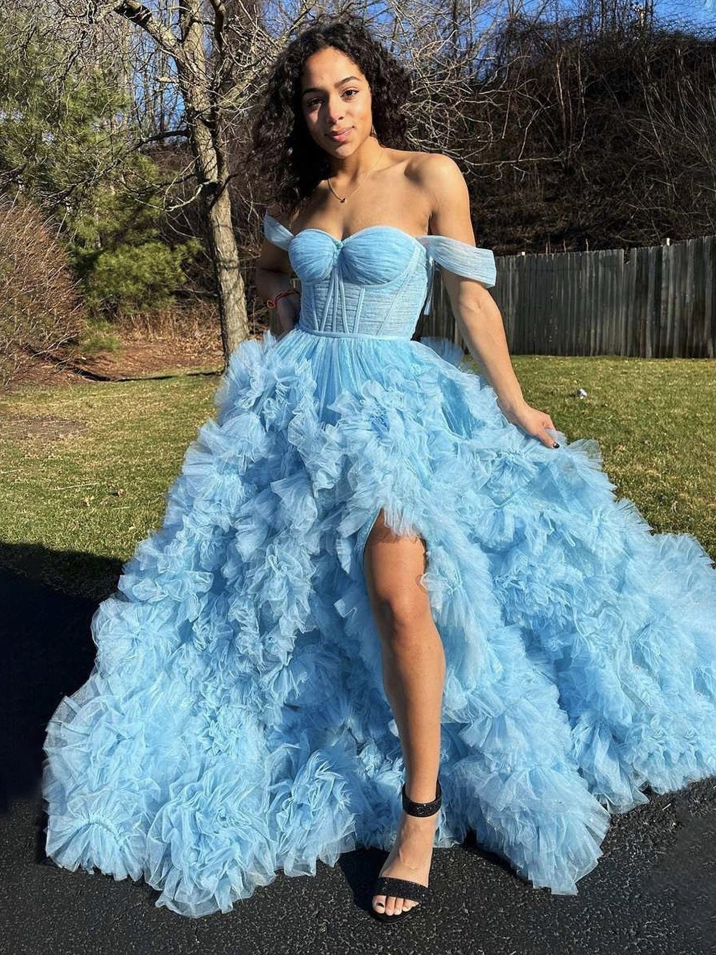 Kenia |A Line Off the Shoulder Ruffled Tulle Prom Dress with Slit