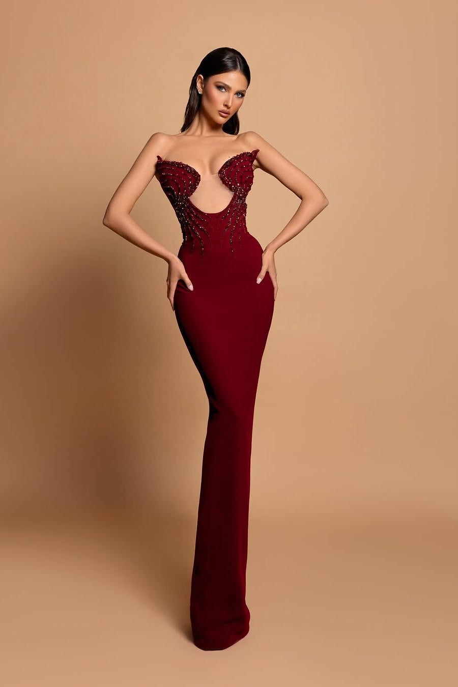 edgynewlook Burgundy Sleeveless Strapless V-Neck Beadeds Mermaid Prom Dress