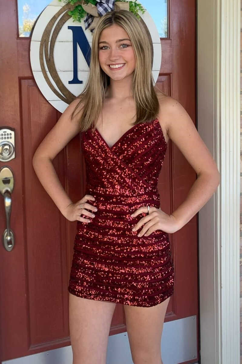 Burgundy Sequins V-Neck Mini Homecoming Dress gh1405