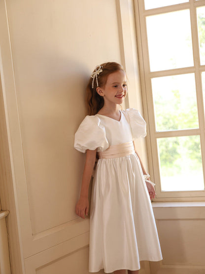 A-Line/Princess Satin V-Neck Short Sleeves Tea-Length Flower Girl Dresses