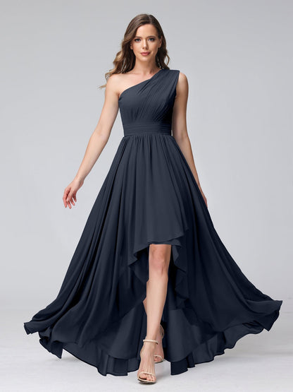 A-Line/Princess One-Shoulder Sleeveless Asymmetrical Bridemaid Dresses with Pockets