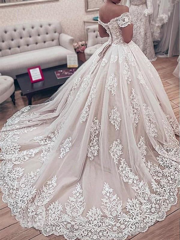 Ball Gown Wedding Dresses Off Shoulder Chapel Train Lace Tulle Short Sleeve Formal Luxurious with Appliques     fg5397