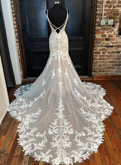 Trumpet/Mermaid V-Neck Floor-length Lace Wedding Dress