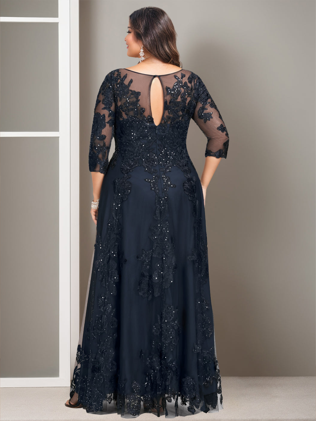 A-Line/Princess Scoop 3/4 Length Sleeves Floor-Length Plus Size Mother of the Bride Outfits with Sequins