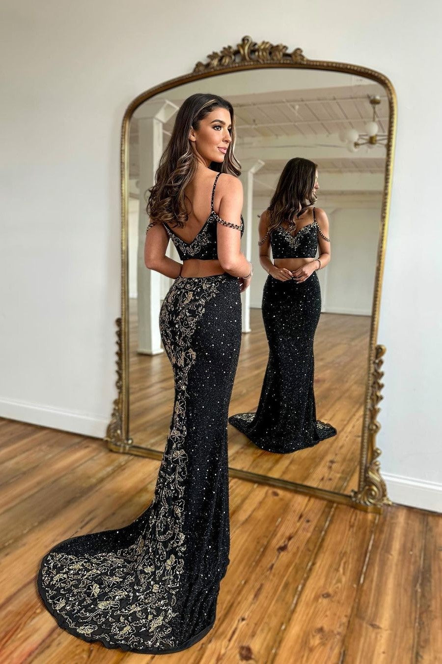 Prom Dress Black Spaghetti Strap Long Mermaid Beads Two Pieces YL0119