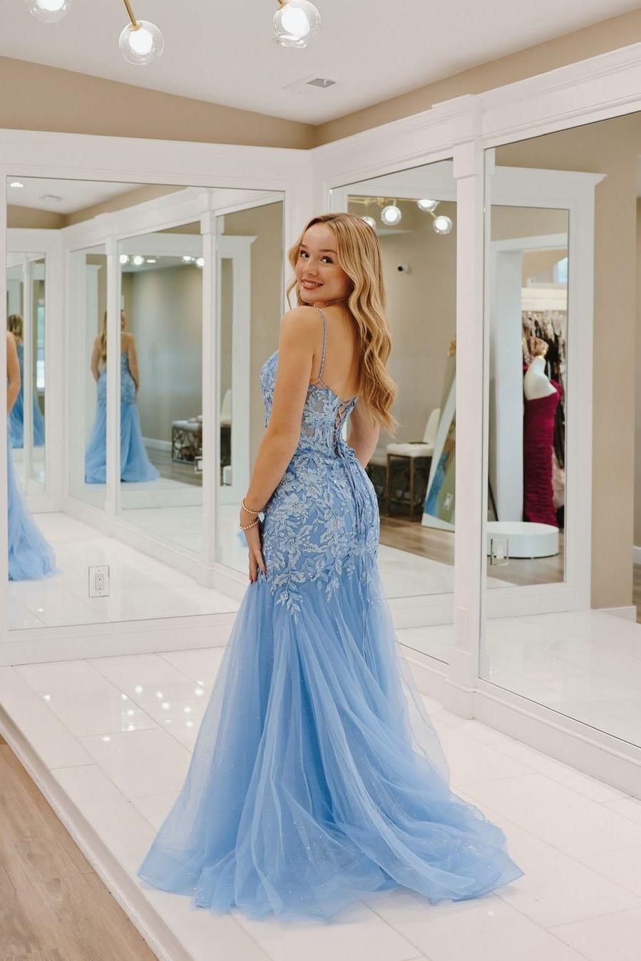 edgynewlook Exquisite Sky Blue Tulle Spaghtti Strap Sleeveless Prom Dress with Applique