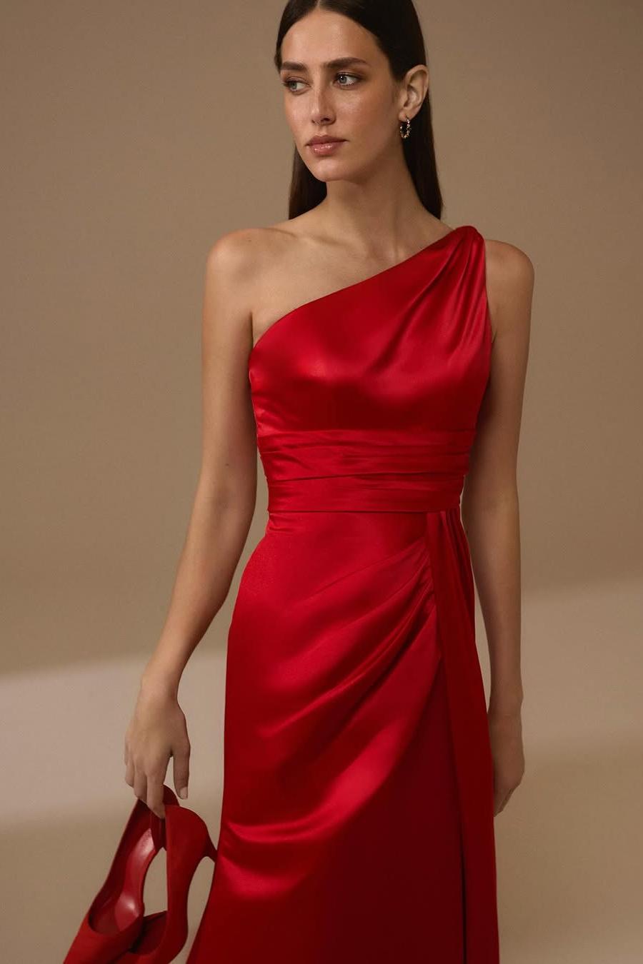 edgynewlook Charming Red Satin One Shoulder Sleeveless Long Pleated Prom Dress with Split