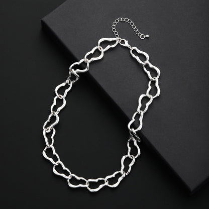 Cool Punk Irregular Circle Alloy Collarbone Necklace