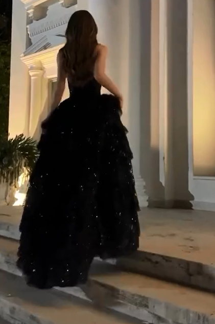 edgynewlook Stunning Black Sequins Sleeveless Strapless Split Long Prom Dress with Ruffles