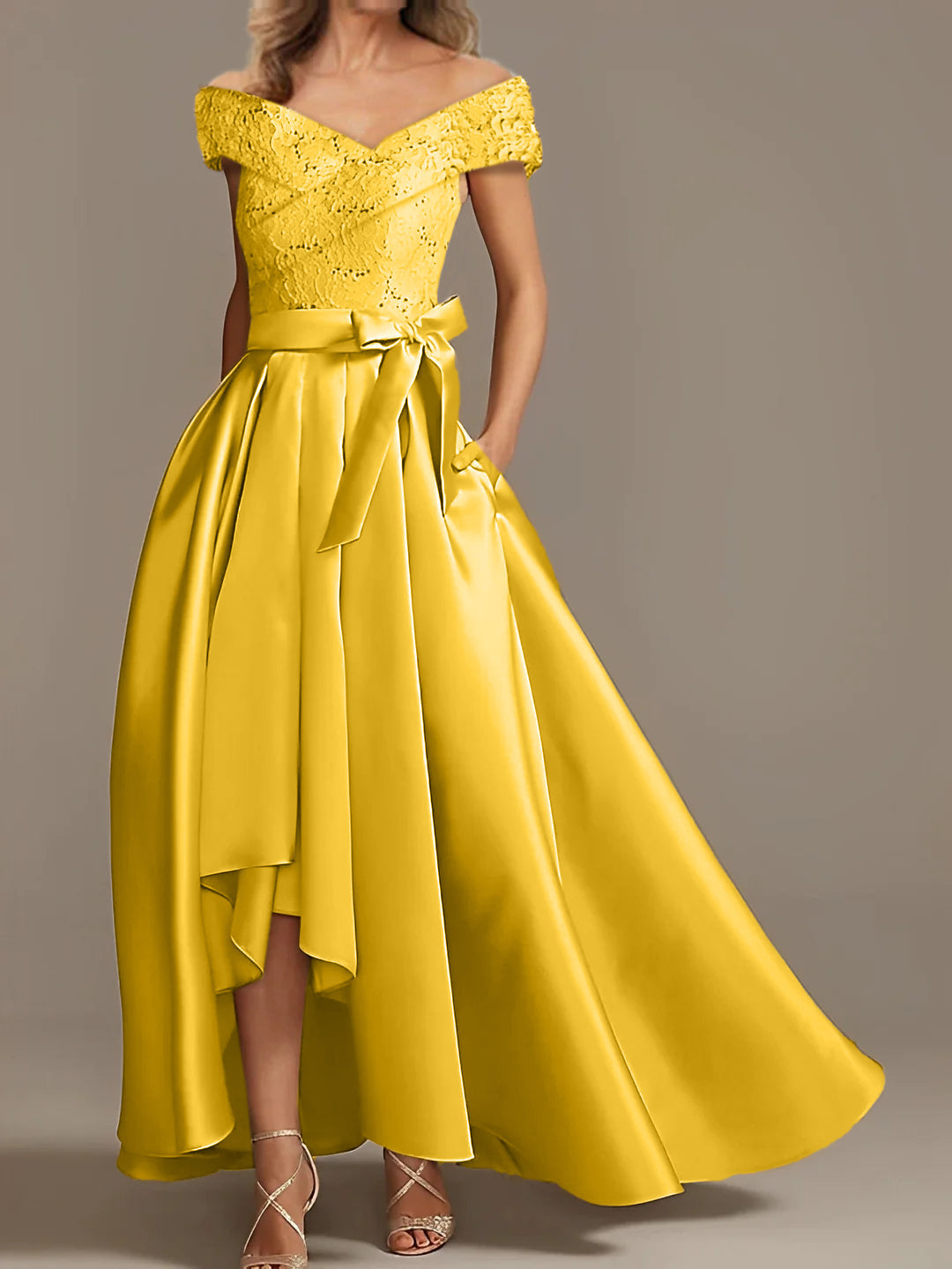 A-Line/Princess Off-the-Shoulder Asymmetrical Mother of the Bride Dresses with Ruffles