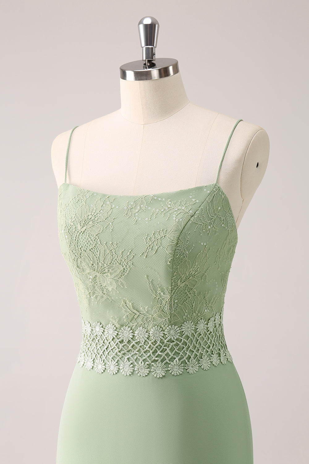 Sheath Green Floral Ruffled Chiffon Bridesmaid Dress with Lace