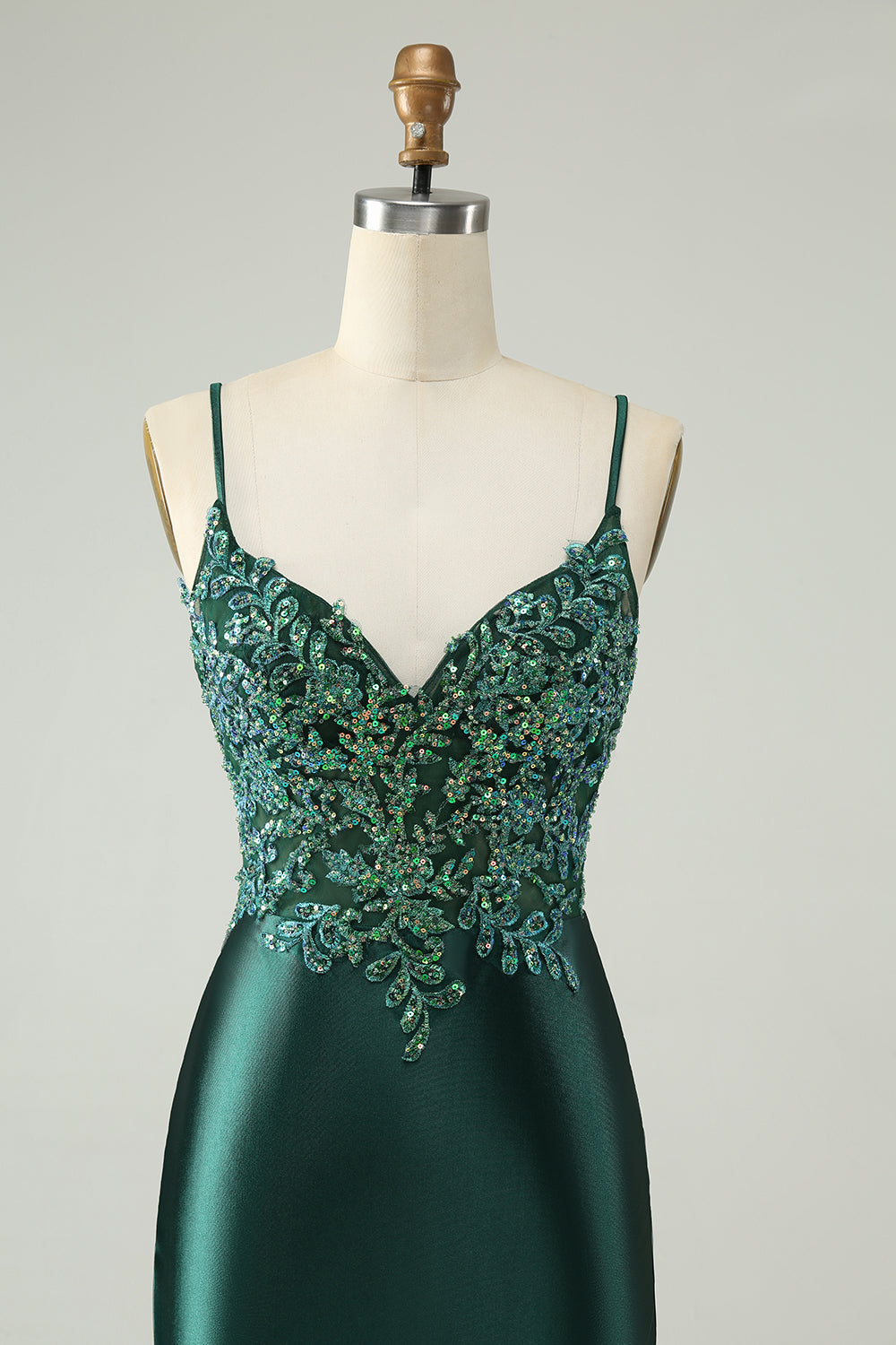 Glitter Dark Green Tight V Neck Short Homecoming Dress with Sequins