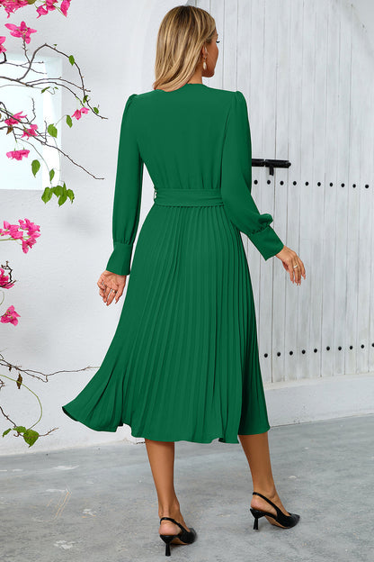 Green A Line V-Neck Long Cocktail Dress with Long Sleeves