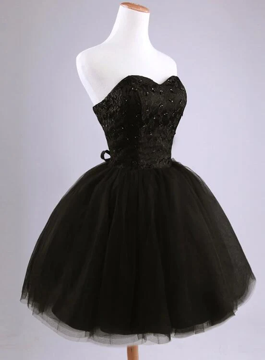 Beautiful Black Short Lace And Tulle Homecoming Dress, Sweetheart Short Prom Dress  gh159