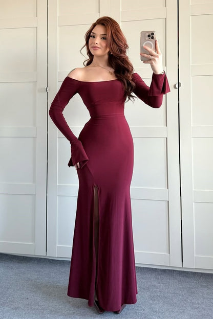 Burgundy Slim Fit Off-The-Shoulder Long Sleeves Prom Dress With Split ZT0490