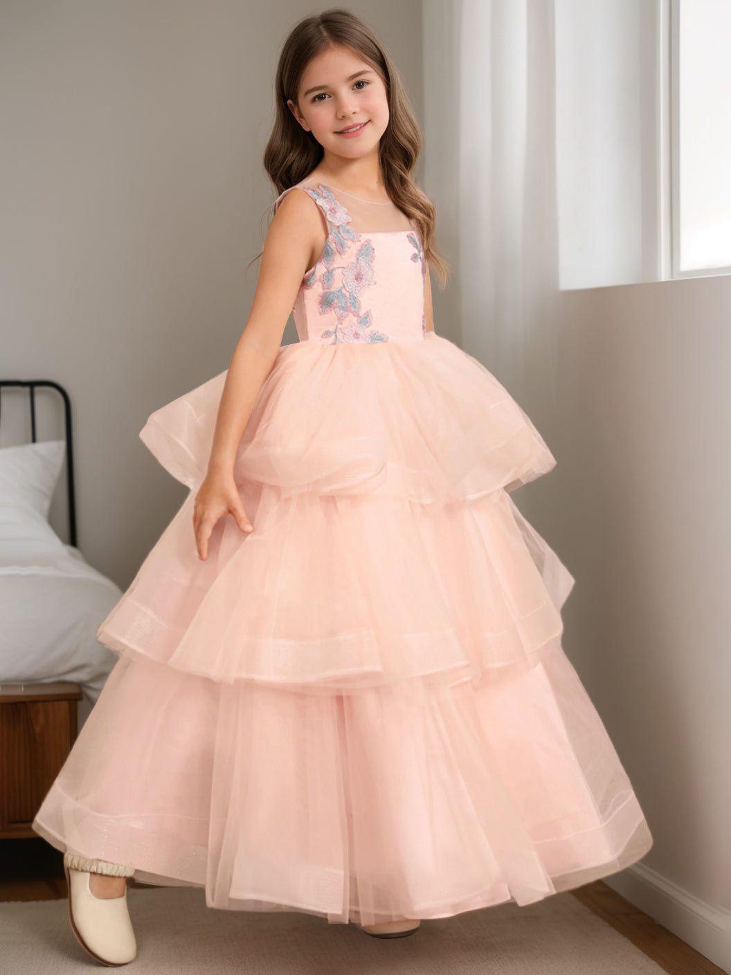 Ball-Gown Scoop Neck Sleeveless Floor-Length Flower Girl Dress with Lace & Appliques