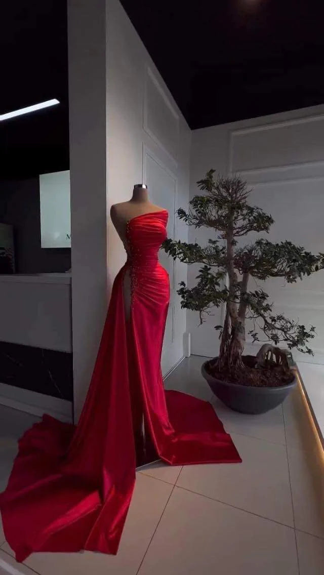 Red Pearl Strapless Prom Dress Long Slit Sleeveless YH0053