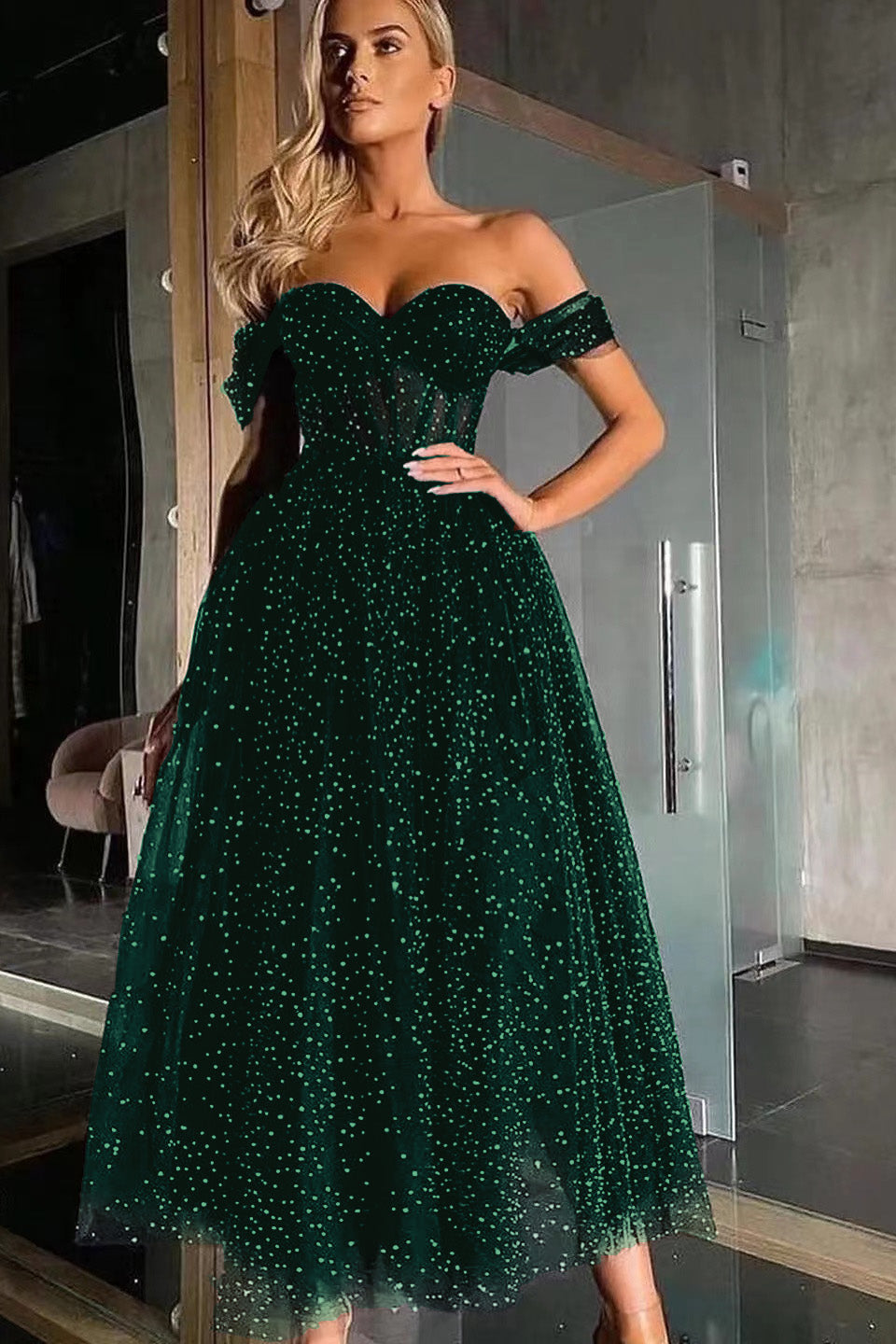 Black Off-The-Shoulder Sweetheart A-Line Beads Prom Dress With Tulle ED0266