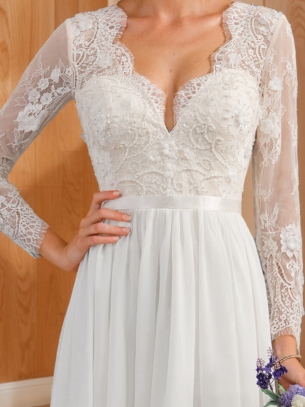 A-Line/Princess V-Neck Long Sleeves Floor Length Lace Wedding Dress with Appliques