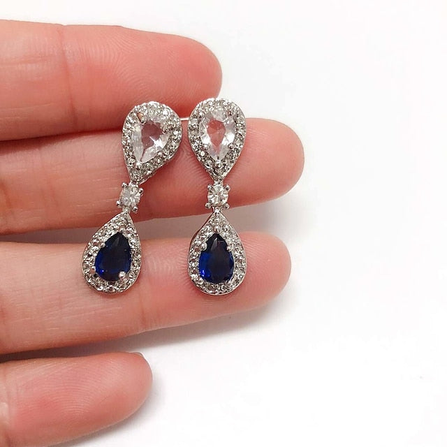 Luxury Dangling Imitation Diamond Earrings