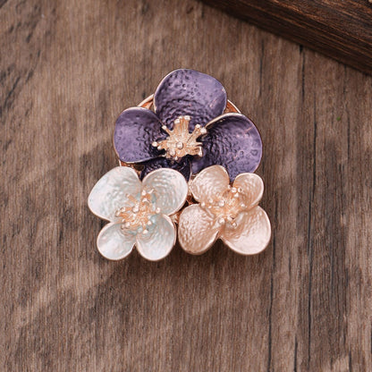 High-end Elegant Enamel Flower Magnetic Alloy Brooch Accessories