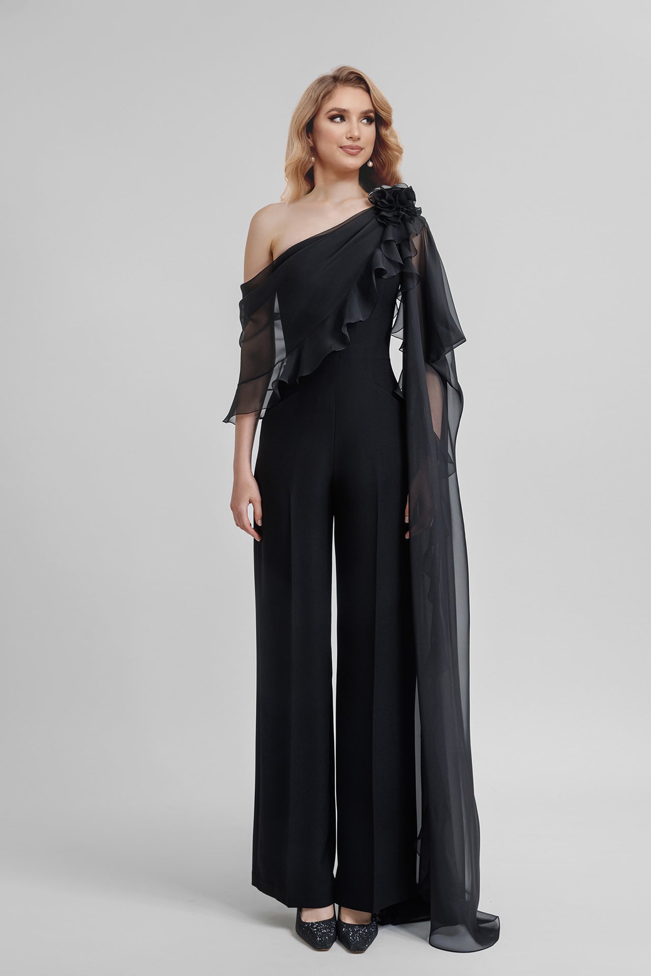 Jumpsuits One-Shoulder Half Sleeves Chiffon Mother Of The Bride Pantsuits