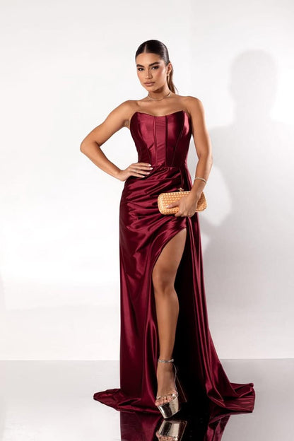 edgynewlook Beautiful Burgundy Satin Sleeveless Strapless Long Pleated Prom Dress with Split