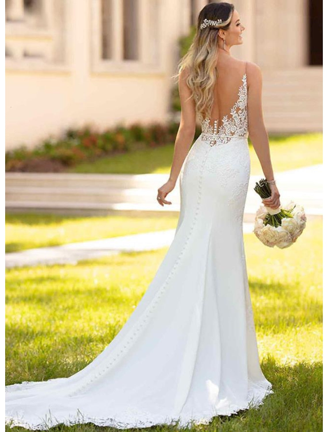 Trumpet/Mermaid V-Neck Floor-length Lace Wedding Dress