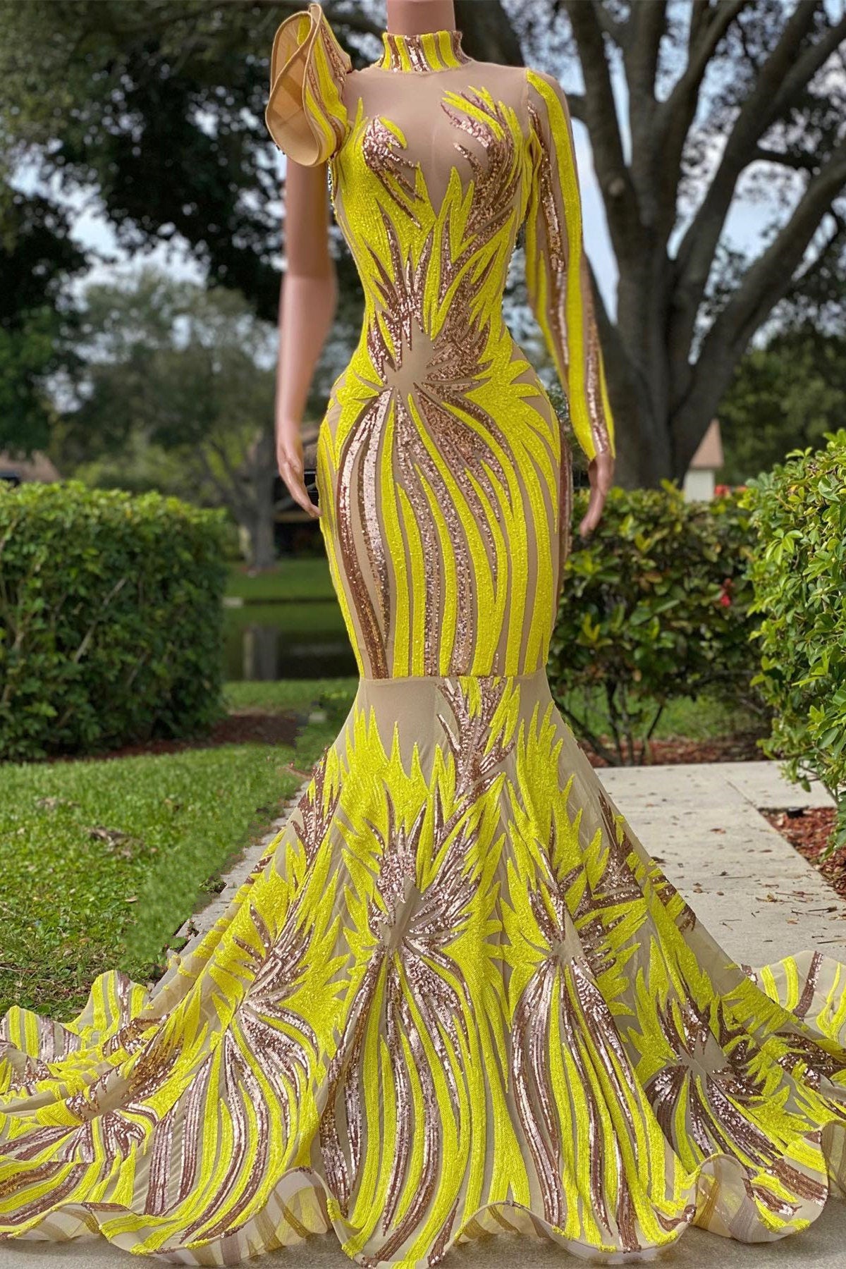 Light Yellow Prom Dress One Shoulder Halter Mermaid Classic Appliques YL0106