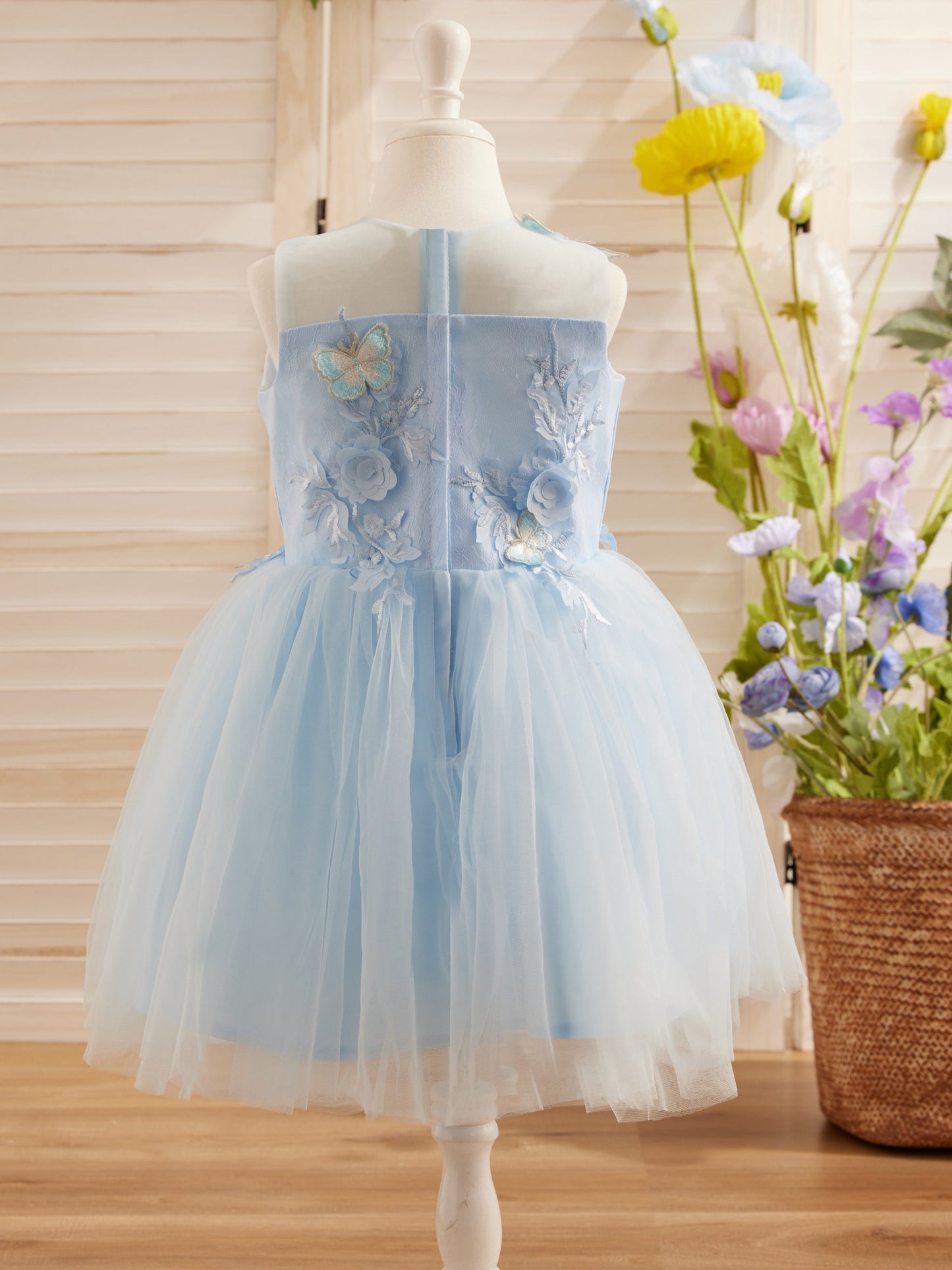 Sleeveless Lace Tulle Knee Length Flower Girl Dress