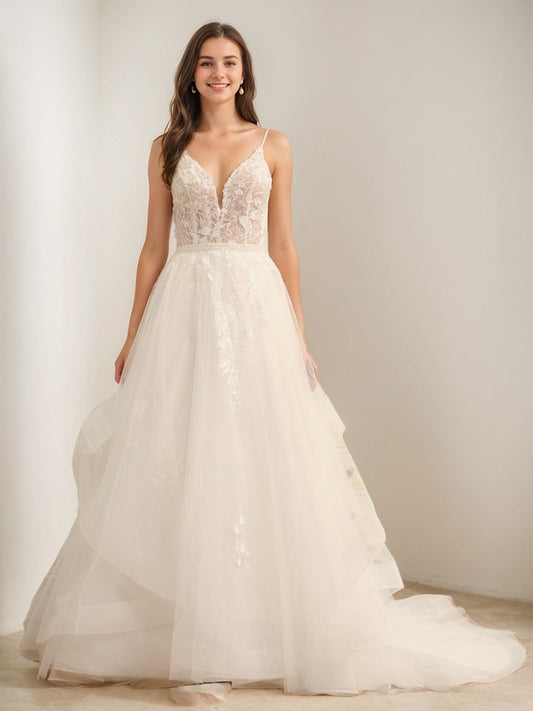 Ball Gown Spaghetti Straps Sleeveless Tulle Wedding Dress with Appliques & Beading