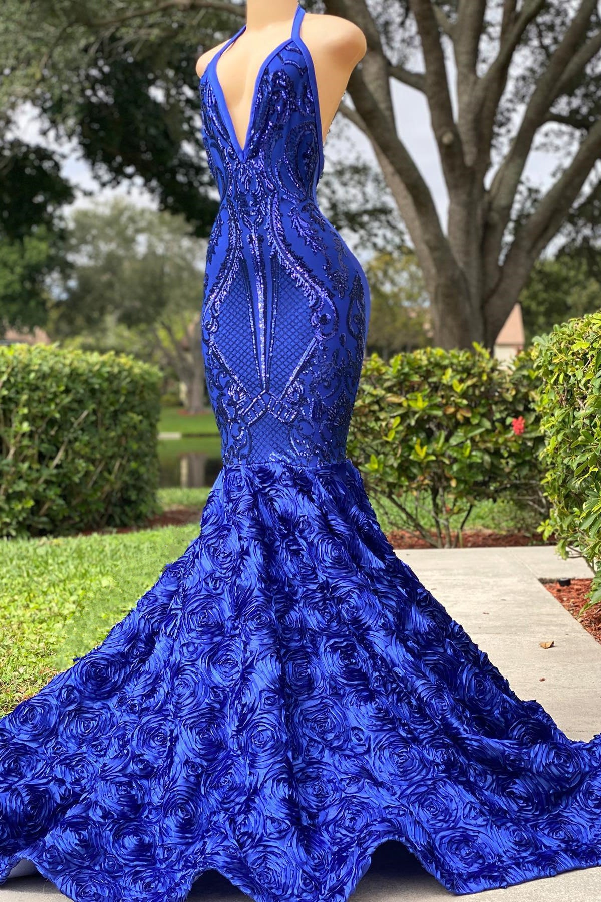 Prom Dress Royal Blue Halter V Neck Open Back Mermaid Sleeveless YL0109