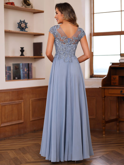 A-Line/Princess Scoop Neck Short Sleeves Floor-Length Mother of the Bride Dresses with Appliques