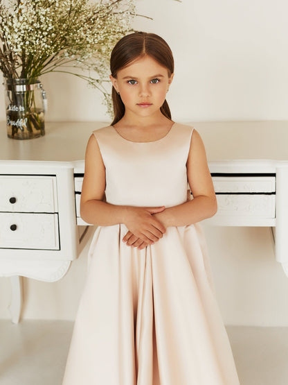 A-Line/Princess Round Neck Satin Sleeveless Flower Girl Dresses with Opened Back & Bow