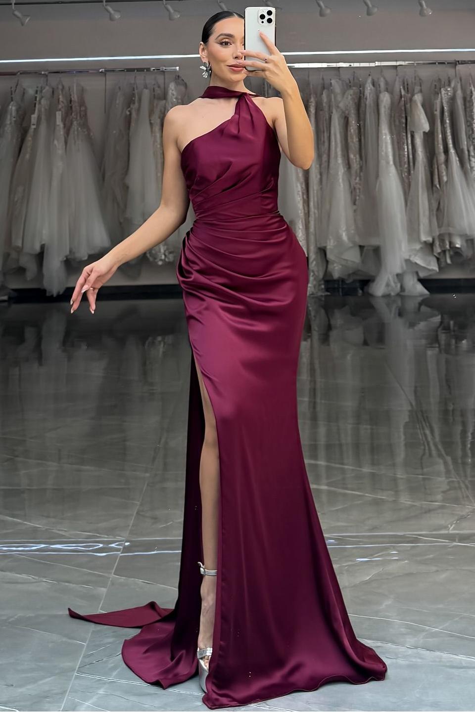 edgynewlook Shinning Burgundy Satin Halter Sleeveless Long Pleated Prom Dress with Split