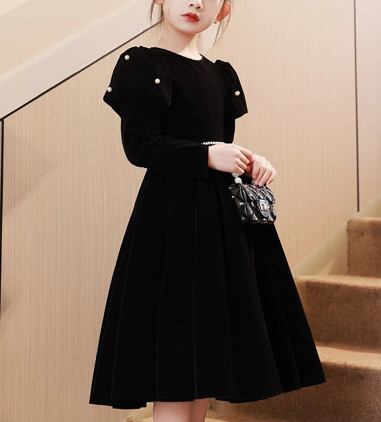 Tea-Length Round Neck Long Sleeves Black Girl Party Dress with Beading Sash