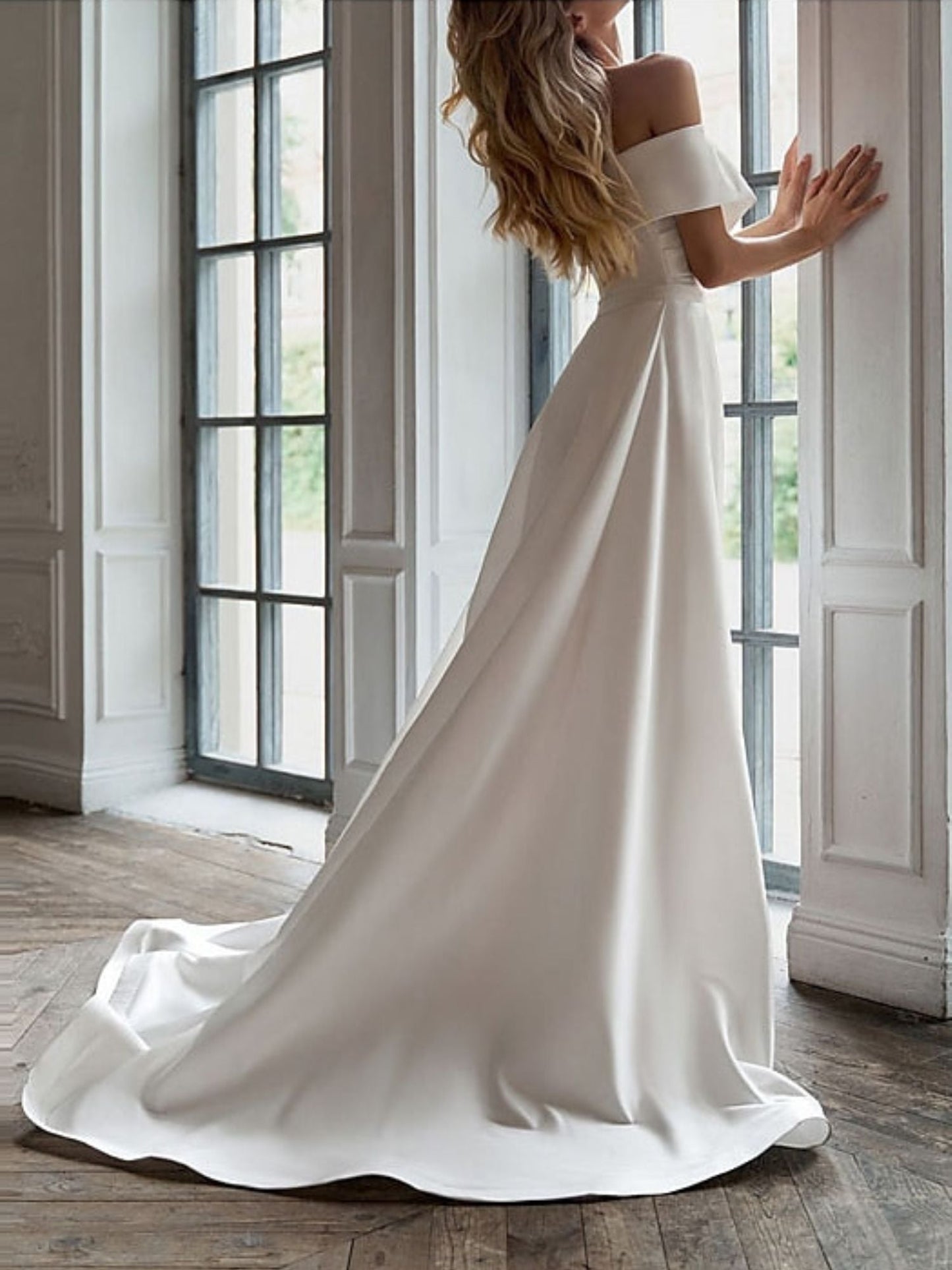 Sheath/Column Off-the-shoulder Short Sleeves Elegant Wedding Dress with Ruffle