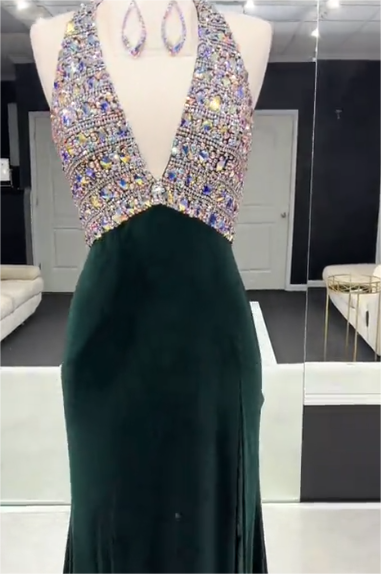 edgynewlook Glamorous Dark Green Halter Sleeveless Split Mermaid Prom Dress with Beadings