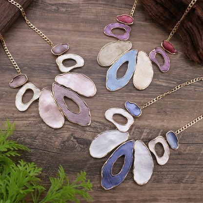 Fashionable Exaggerated Geometric Oval Cutout Alloy Necklace