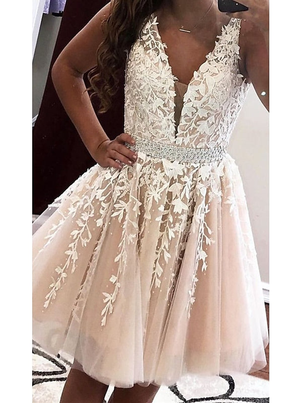 A-Line V-Neck Sleeveless Tulle Homecoming Dresses with Appliques